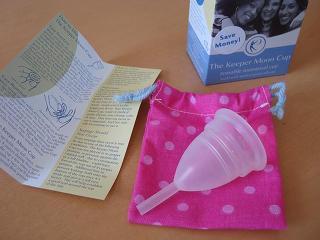 ムーンカップ使ってる人いますか？