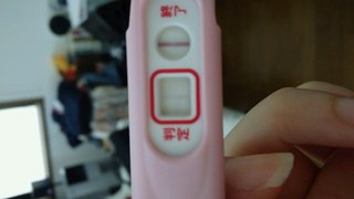 これだけ薄い陽性反応って蒸発線？