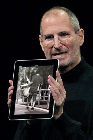 前田敦子、佐藤健熱愛！？