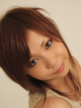 思い出せないー！グラビアアイドル。特徴、歯ぐき