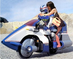 前田敦子、佐藤健熱愛！？