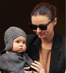 オーランドブルームの息子が可愛すぎる