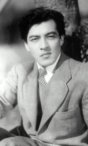 三國連太郎さん死去