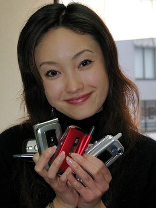 元アイドル千葉麗子、フィフィを罵倒