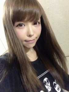 益若つばさ と 梅田直樹 年内離婚！