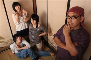 ビッグダディ３姉妹、グラビアに挑戦