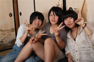 ビッグダディ３姉妹、グラビアに挑戦