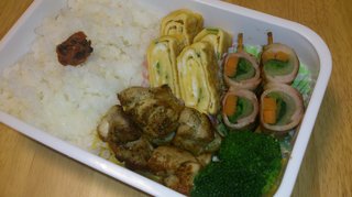 お弁当見せてください