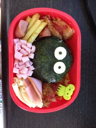 お弁当見せてください
