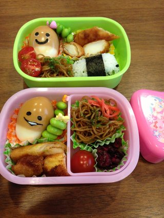 お弁当見せてください