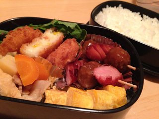 お弁当見せてください