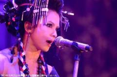 hydeの女装姿…【&#x{11:F8E2};あり】