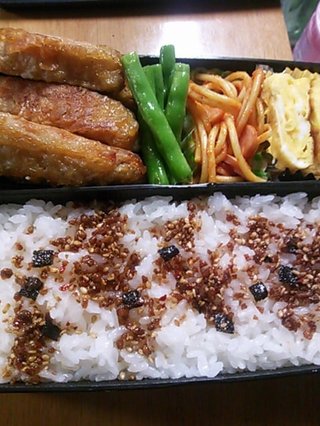 お弁当見せてください