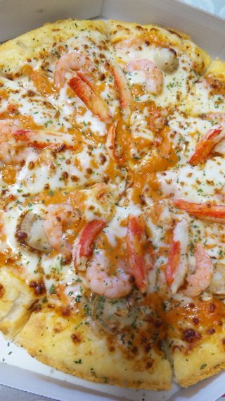 今からピザ頼むけどハットかドミノ