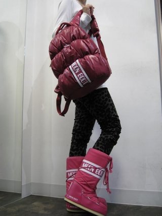 このブーツはナシですか？