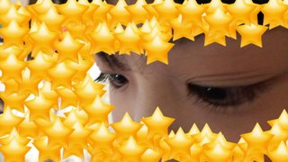 お目目くりんくりんで睫毛くるんくるんなお子様