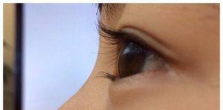 お目目くりんくりんで睫毛くるんくるんなお子様