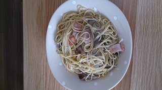 ダラ奥の昼食なに?