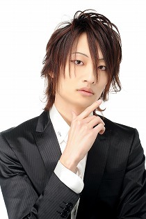 出張ホスト エテルナ