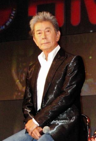 宇津井健さん(82歳)慢性呼吸不全で死去