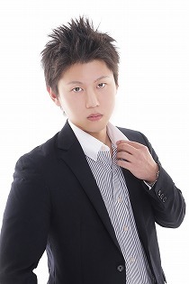 出張ホスト エテルナ