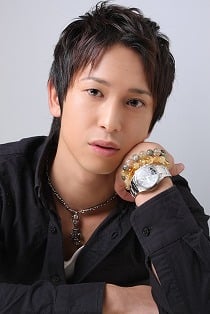 出張ホスト エテルナ