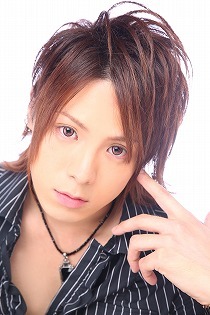 出張ホスト エテルナ