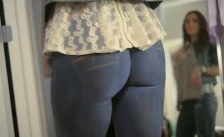 スキニーパンツは神経を痛めることが明らかに