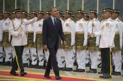 東京ですしを半分を残したオバマ大統領、ソウルでは旺盛な食欲