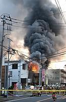 金属加工工場で火災＝８人重軽傷、マグネシウム扱い－放水に制限も－東京・町田