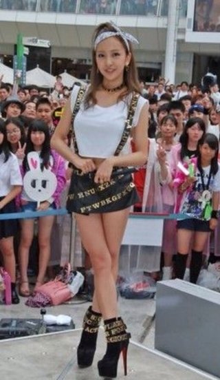 板野友美、小島瑠璃子に「超キモイ」