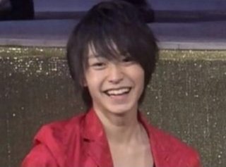 HKT48村重杏奈（トリンドル似）が深夜2時のジャニーズJr.とデート撮られる