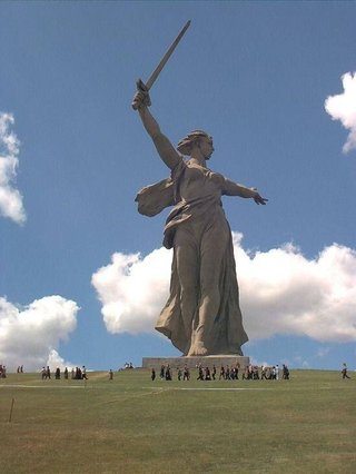 巨像恐怖症の人ちょっと来て