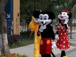 「アナと雪の女王」 は自分のパクリ…女性が剽窃でディズニーを訴える