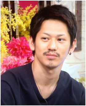 瑛太の弟、目いじったよね？