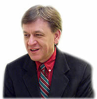 ケント・ギルバートさん「中韓に媚びへつらう政治家は与野党問わず日本に有害である」