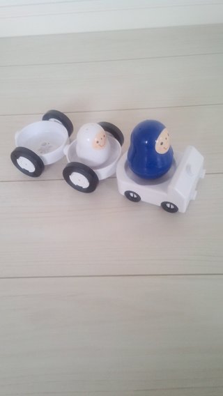 子どもがおもちゃをバラバラに分解する(写真載せます)
