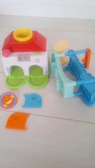 子どもがおもちゃをバラバラに分解する(写真載せます)