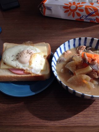 ダラ奥の昼食なに?