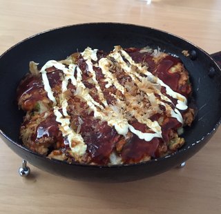 ダラ奥の昼食なに?