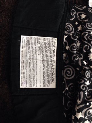 抱っこひも「エルゴベビー」の偽造品、落下の危険も