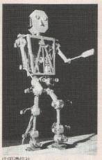 フィリピンに建てられた等身大ガンダム像が痩せている