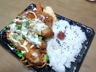 今日の昼食は何？