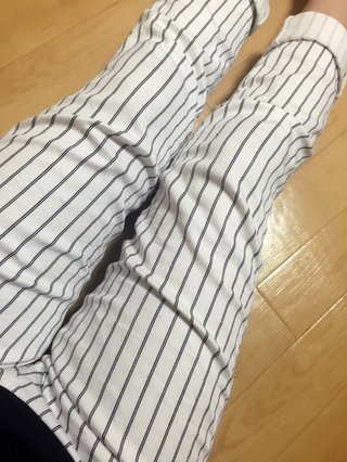 ゆるめのパンツってこういうもの？