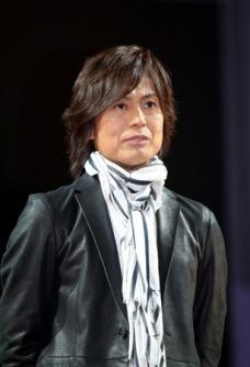 つんく♂､声帯摘出で声失う