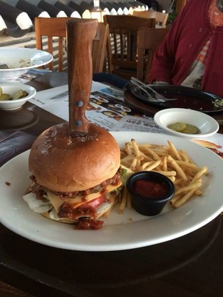 ラッスンゴレライは原爆の｢落寸号令雷｣を意味？