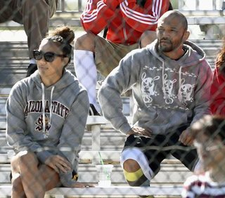 ダル訴えられた　犬の世話役かみつかれた　米紙報じる