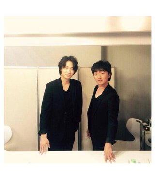 スピードワゴン小沢と綾野剛の『２ショット』ｗｗ「そっくり」「輝きが違う」と賛否！