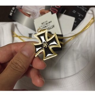 しまむら、「鉤十字」マーク商品で販売見合わせ