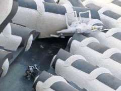 姫路城にドローン衝突、大天守の窓枠に傷
